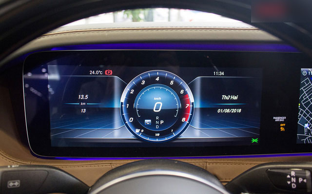 Cận cảnh Mercedes-Maybach S450 2018 - Sedan siêu sang giá 7,219 tỷ đồng